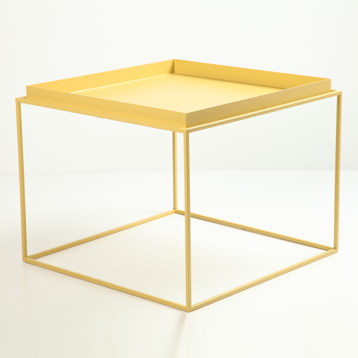 Mesa de chapa Amarilla